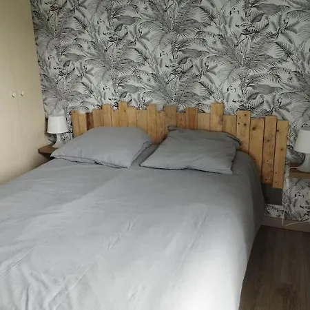 N°4, En Pleine Nature, Frontalier Tatil Evi *