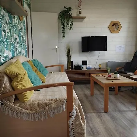 Holiday home N°4, En Pleine Nature, Frontalier Signy-le-Petit