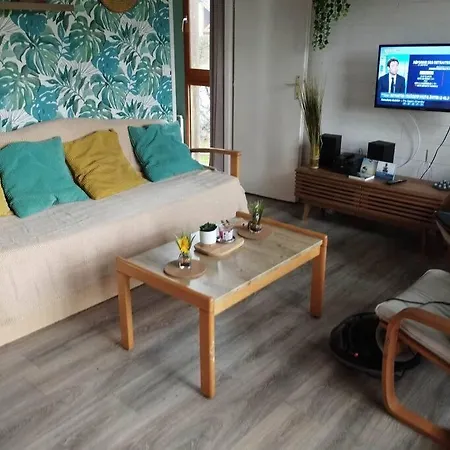 N°4, En Pleine Nature, Frontalier