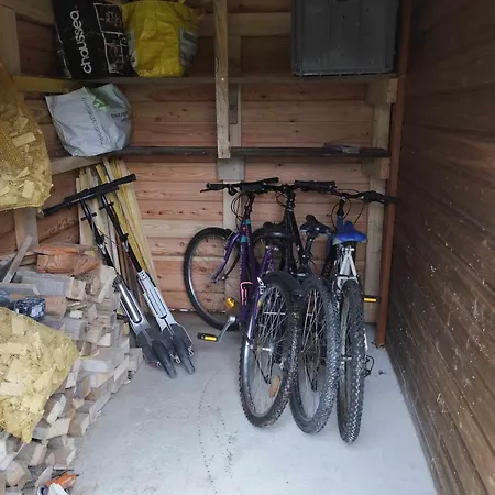 N°4, En Pleine Nature, Frontalier *