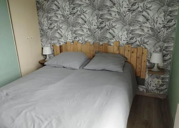 N°4, En Pleine Nature, Frontalier Σπίτι διακοπών *