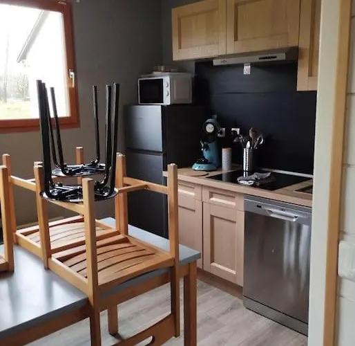 N°4, En Pleine Nature, Frontalier