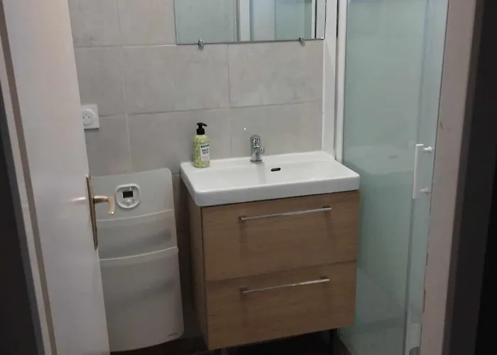 Σπίτι διακοπών N°4, En Pleine Nature, Frontalier *